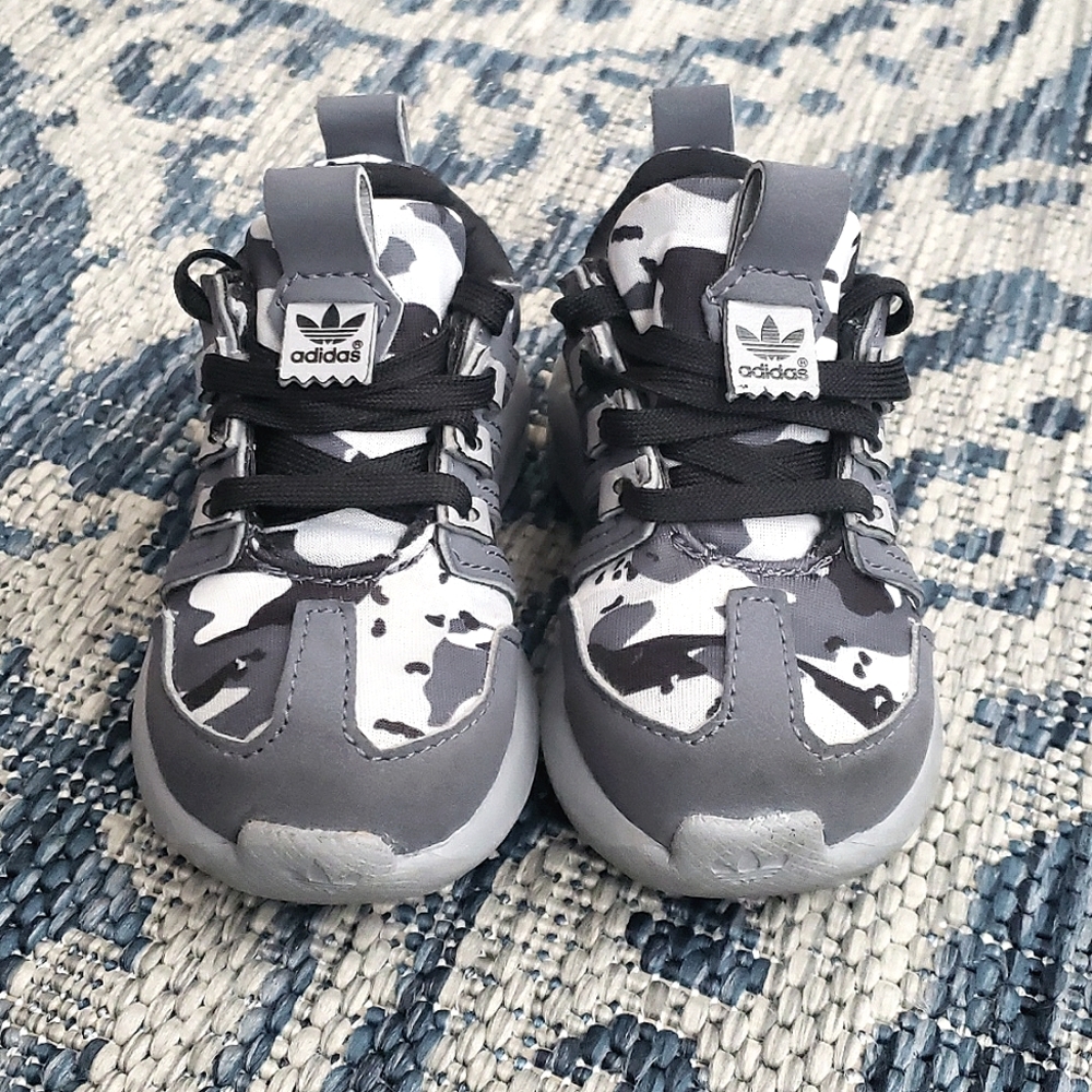 Baby Adidas sneakers 4C
